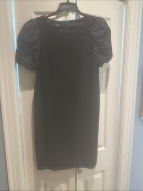 Teri Jon Black Puff-Sleeve Midi dress